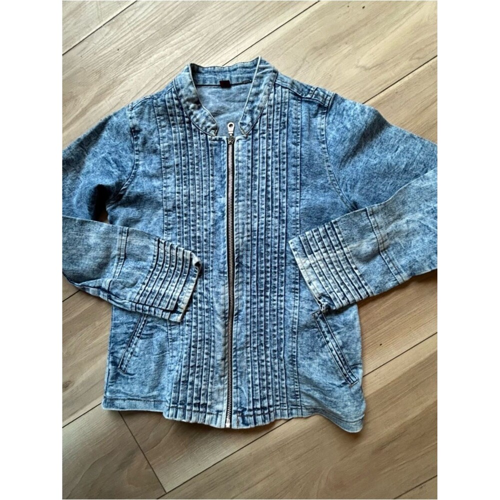 Light Washed Denim Zip-Front Jacket - Picture 3 of 13